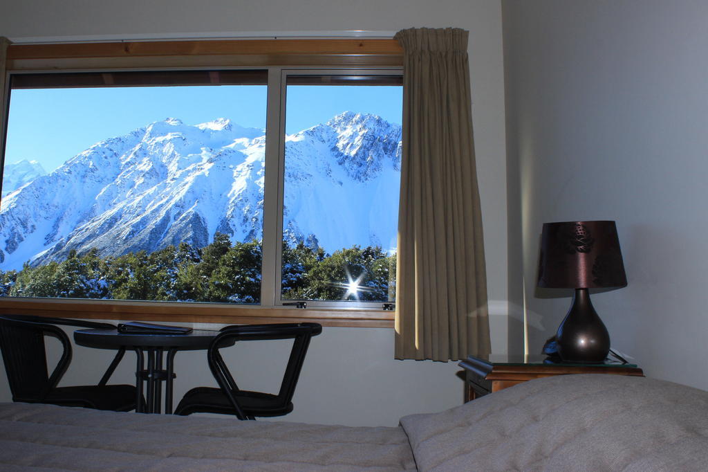 Aoraki Mount Cook Alpine Lodge Room photo